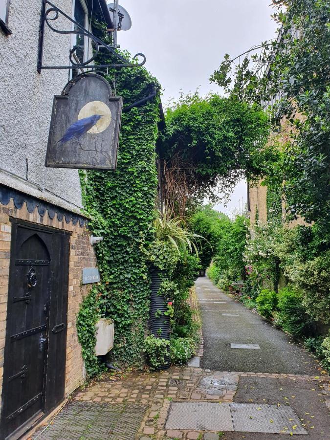 Grade I Listed Luxury Apartment In Hertfordshire 威尔登 外观 照片